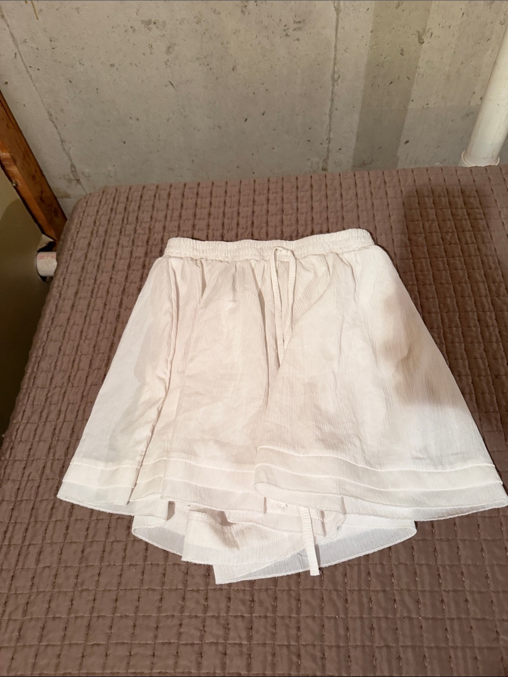 Women’s Cream Elastic-Waist Circle Skirt with Drawstring